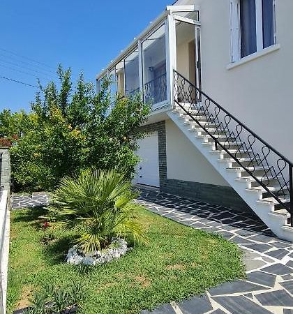 Belle Maison Avec Jardin Rdc T3 De 70M2 Vacances Ou Cure Thermale Rochefort מראה חיצוני תמונה