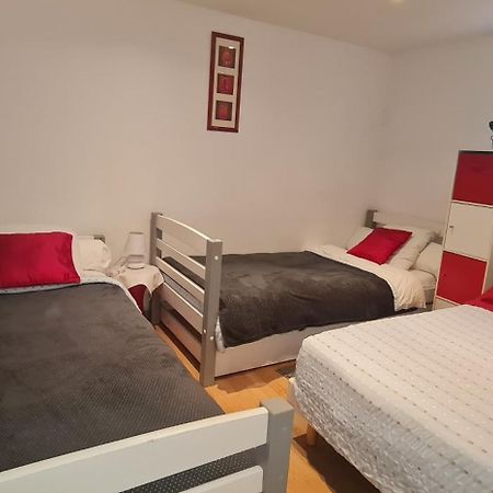 Belle Maison Avec Jardin Rdc T3 De 70M2 Vacances Ou Cure Thermale Rochefort מראה חיצוני תמונה