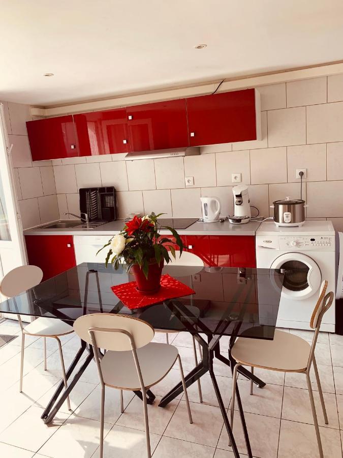Belle Maison Avec Jardin Rdc T3 De 70M2 Vacances Ou Cure Thermale Rochefort מראה חיצוני תמונה