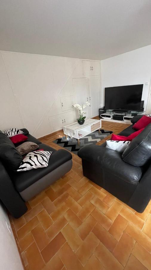 Belle Maison Avec Jardin Rdc T3 De 70M2 Vacances Ou Cure Thermale Rochefort מראה חיצוני תמונה
