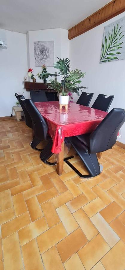 Belle Maison Avec Jardin Rdc T3 De 70M2 Vacances Ou Cure Thermale Rochefort מראה חיצוני תמונה