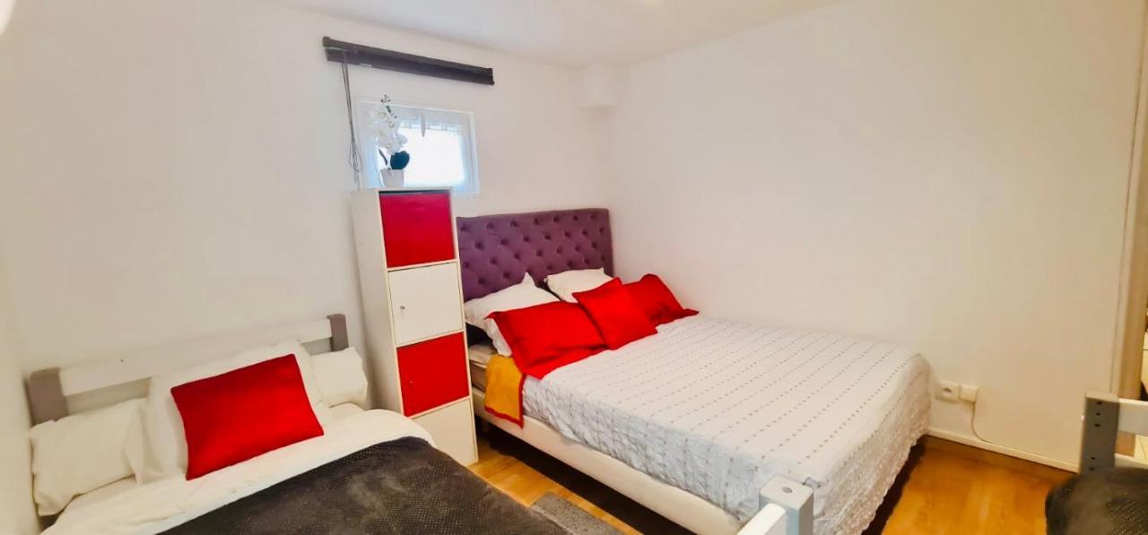 Belle Maison Avec Jardin Rdc T3 De 70M2 Vacances Ou Cure Thermale Rochefort מראה חיצוני תמונה