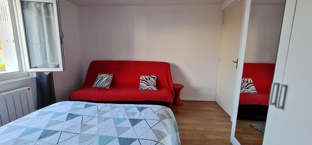Belle Maison Avec Jardin Rdc T3 De 70M2 Vacances Ou Cure Thermale Rochefort מראה חיצוני תמונה
