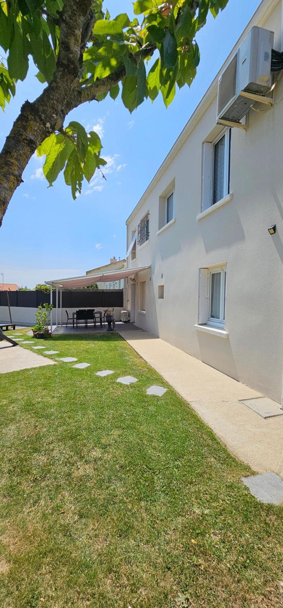 Belle Maison Avec Jardin Rdc T3 De 70M2 Vacances Ou Cure Thermale Rochefort מראה חיצוני תמונה